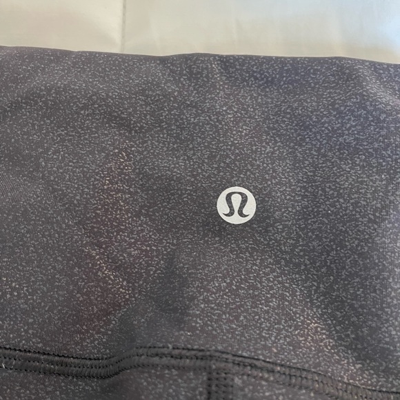 Lululemon Wunder Under "25 *foil - Picture 4 of 4